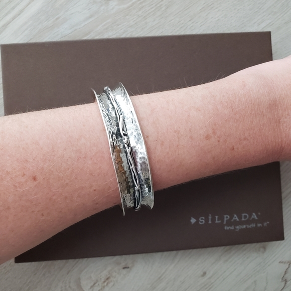 Silpada Sterling Silver Hammered Textured Cuff B1684 - Picture 14 of 14